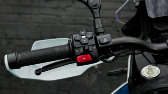 Фото ручки мотоцикла CFMOTO 450MT