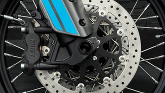 Тормоз мотоцикла CFMOTO 800MT-X Фото тормоза мотоцикла CFMOTO 800MT-X