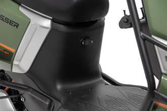 Фото разьема для зарядки электроскутера Crosser СR-13 Pro