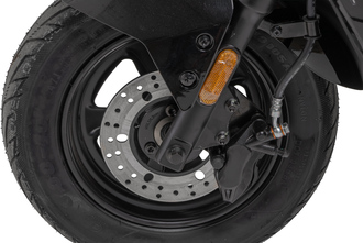 Фото дискового тормоза электроскутера Crosser CR-15