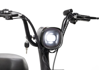 Фото передней фары электроскутера Crosser Mini Pro