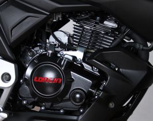 фото двигуна мотоцикла LONCIN LX250-15 CR4