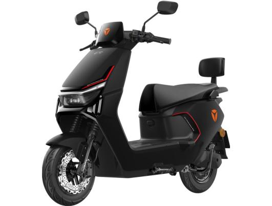 Электроскутер Yadea GT35 2400W 72V/23Ah