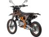 Фото оранжевого питбайка GEфON X-RIDE 140 ENDURO вид сзади под углом