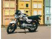 фото белого мотоцикла Bajaj Boxer 150 UG
